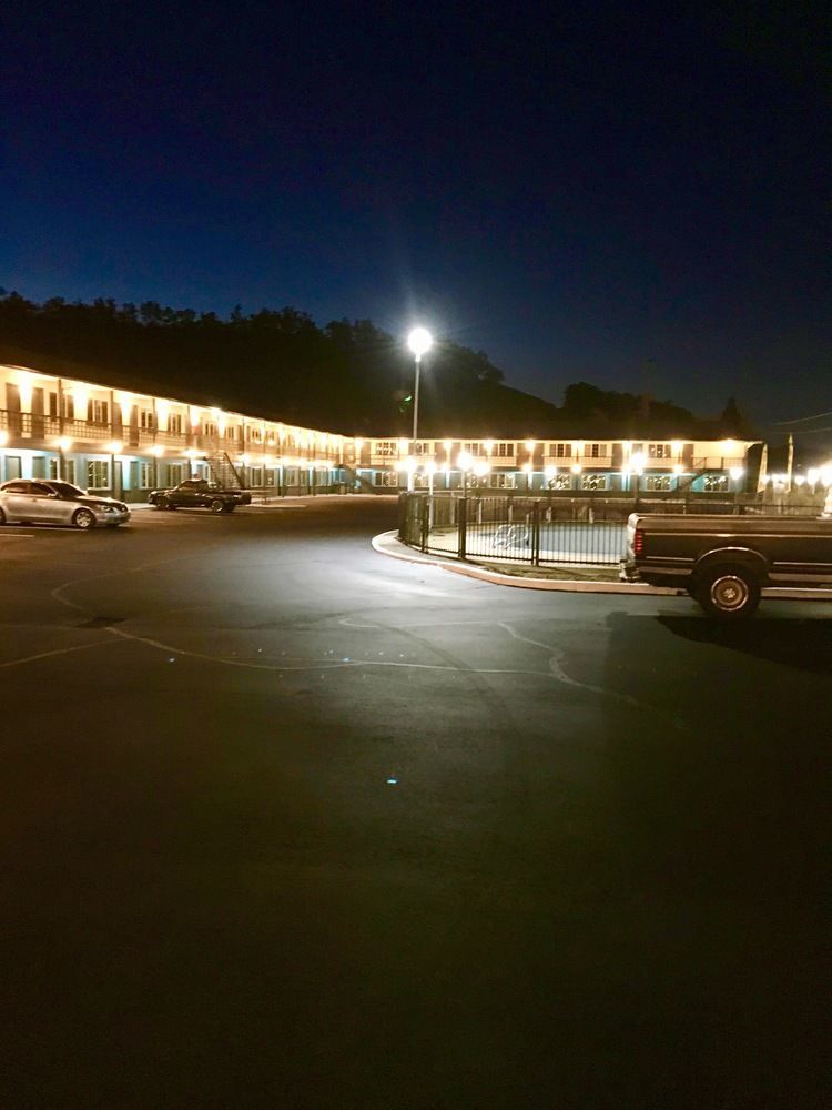 Rosewood Inn & Suites Roseburg Extérieur photo