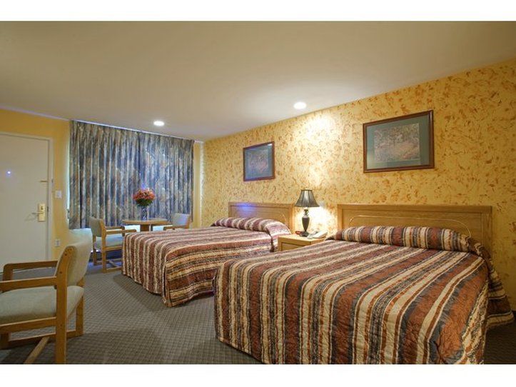 Rosewood Inn & Suites Roseburg Extérieur photo